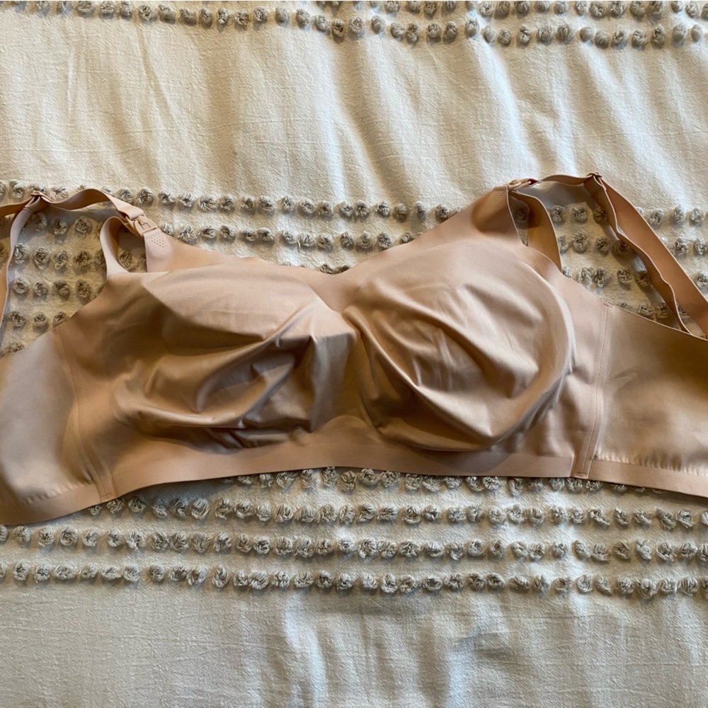 KINDERLY BRAVERLY |  XL Busty Nursing Bra